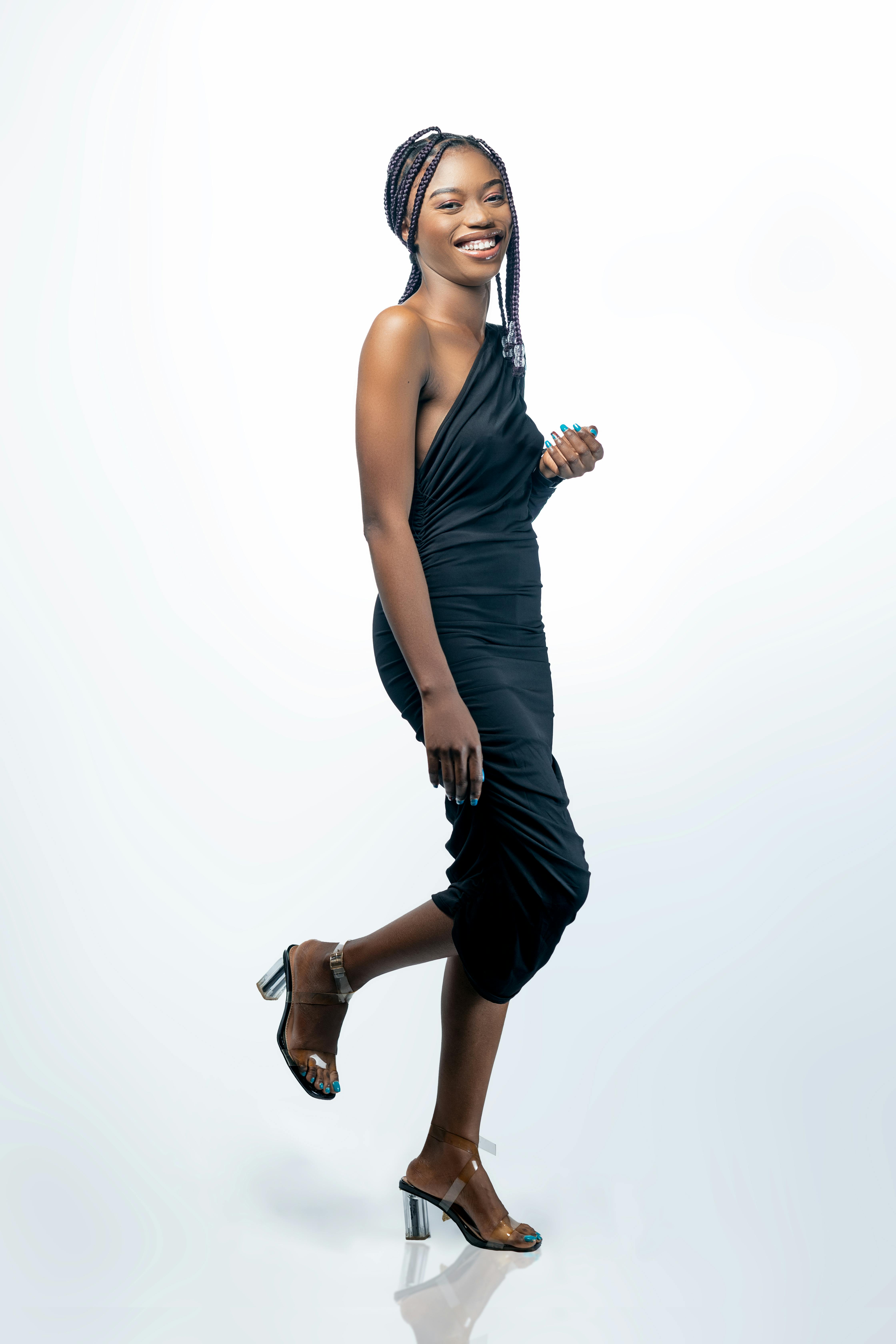 最新更新条目封面图：电影镜头氛围